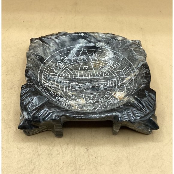 Mexican Folk Art Aztec Mayan Grey Marble Etched Carved Design Ashtray - Picture 4 of 9